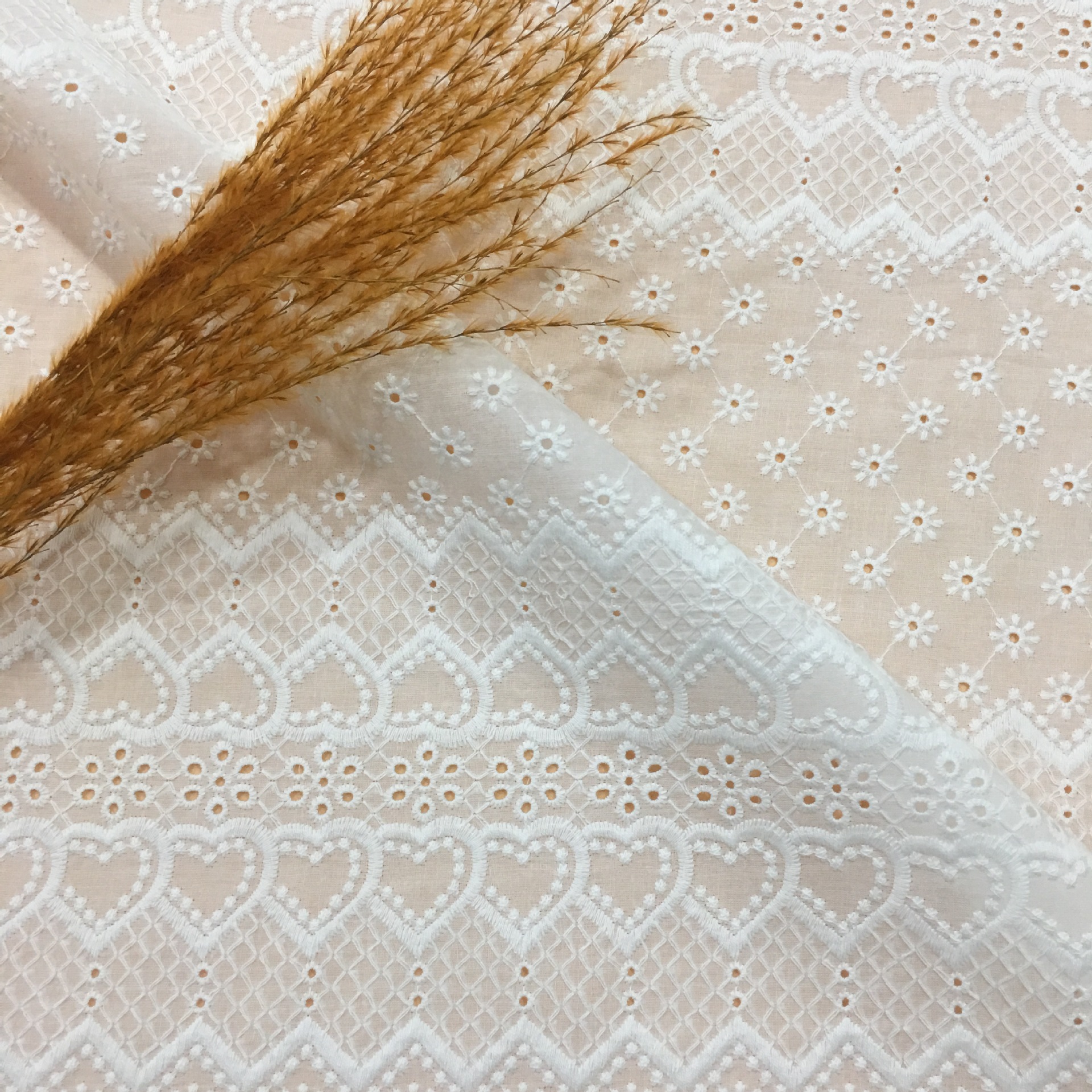 130cm Wide Thin Loving Design  - Sewing Eyelet Fabric incelemesi ve fiyatı