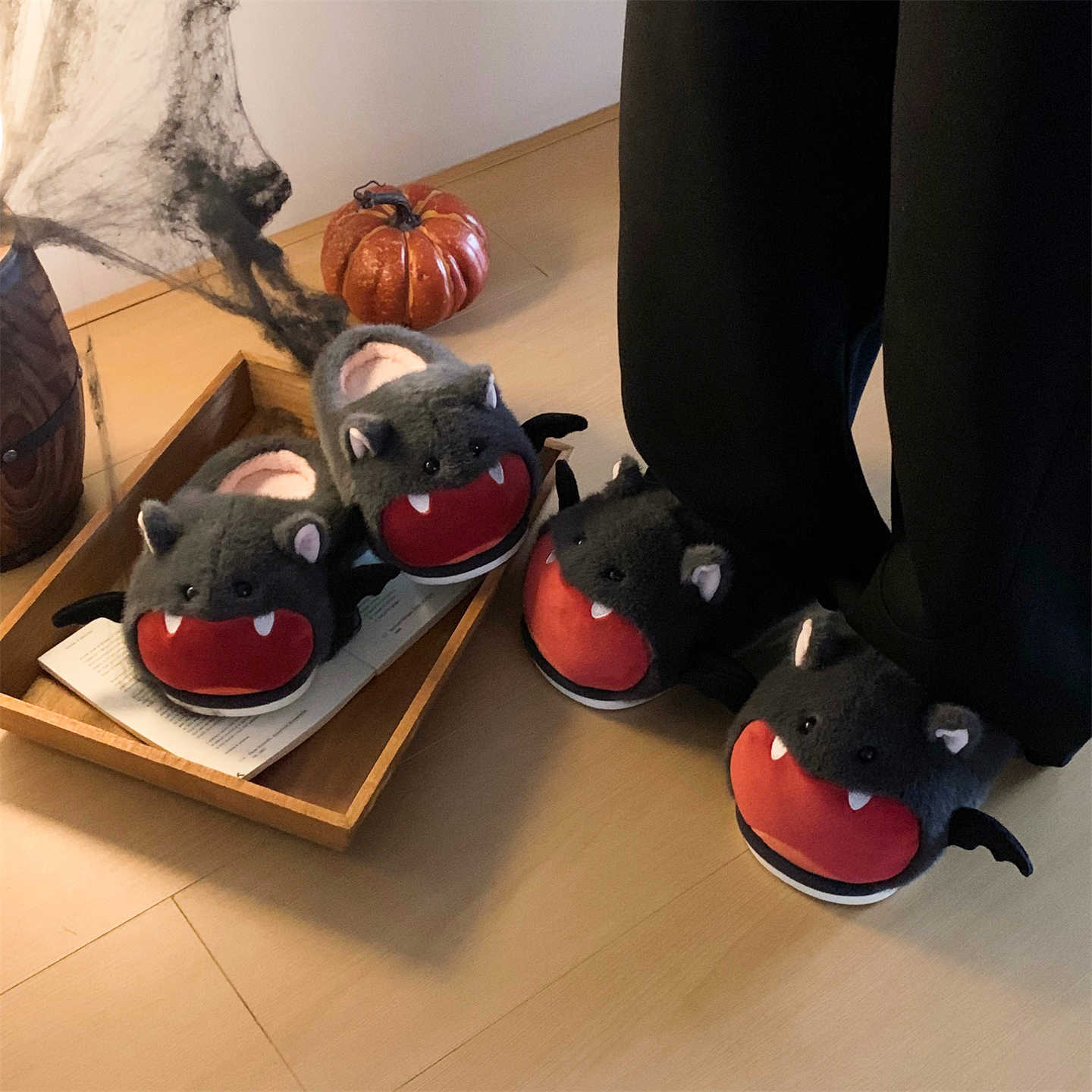 Halloween Bat Plush Slippers W - Sewing House incelemesi ve fiyatı